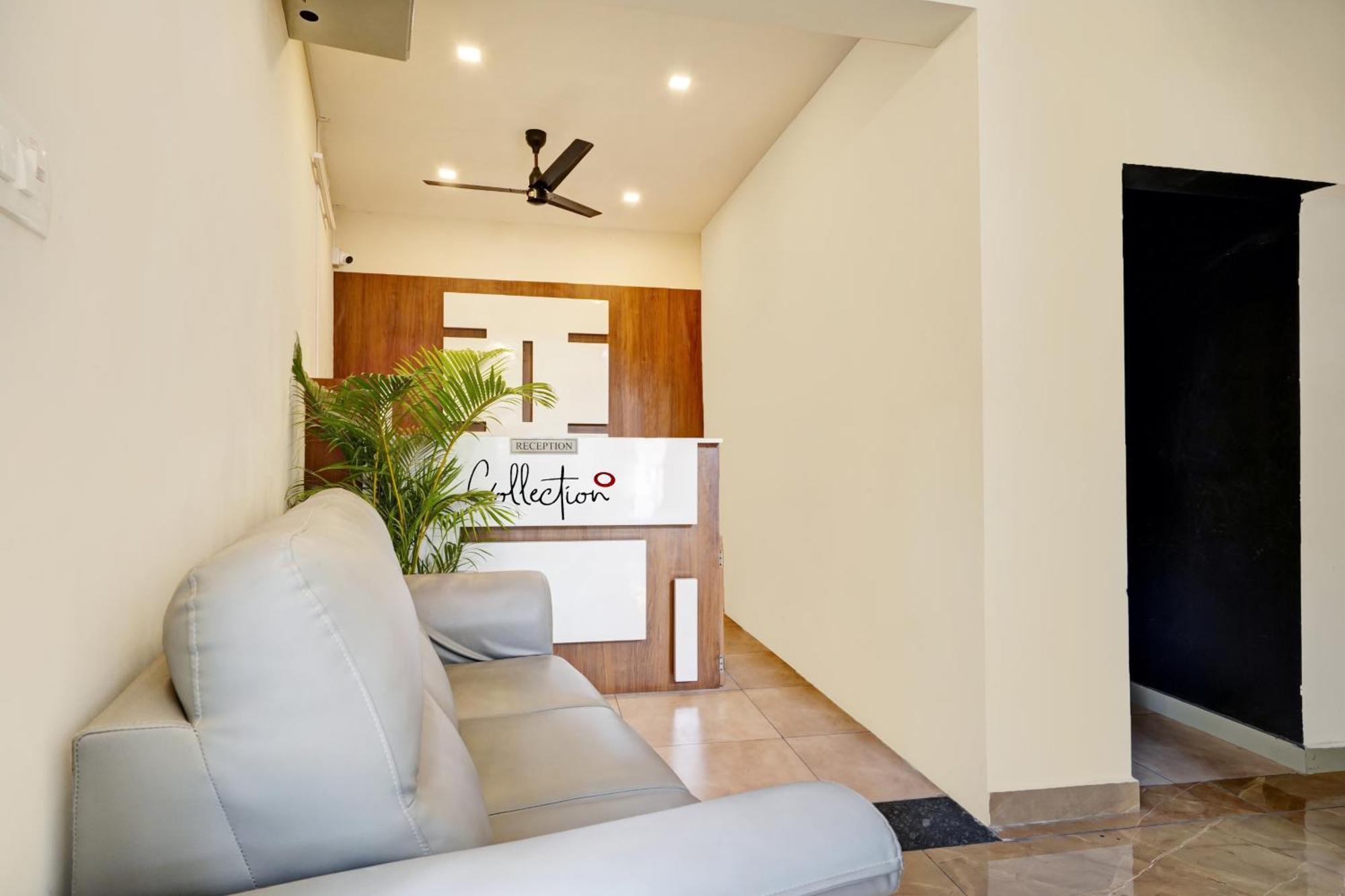 Gypsy Hotel Cusat Kochi Bagian luar foto